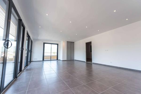 Appartement à louer - Saint-Jorioz 5 pièces de 128 m²