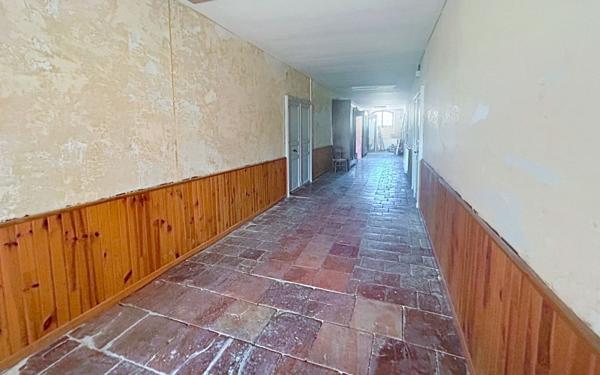 Maison à vendre    15 pièces •  Saintes