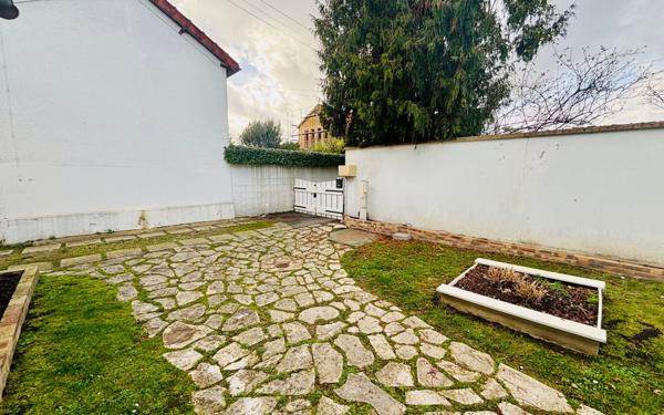 Maison à vendre    6 pièces • 85 m2 Saint-Maur-des-Fossés