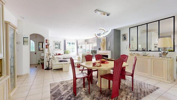 VENDU EN VIAGER occupé Homme 80 ans et Femme 82 ans