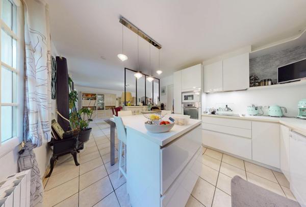 VENDU EN VIAGER occupé Homme 80 ans et Femme 82 ans