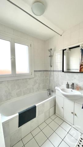 Appartement F4 à vendre  4 pièces - 75,79 m2 VILLEURBANNE - 69