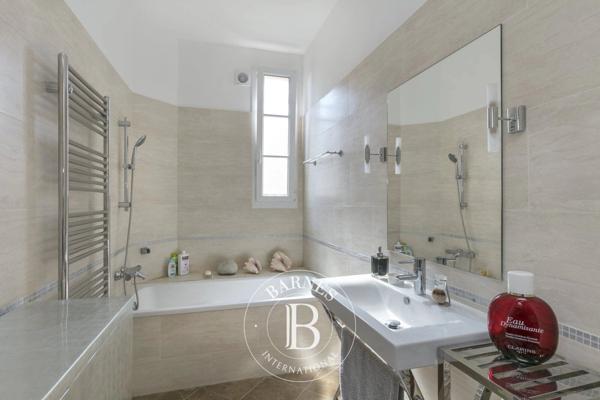 Versailles, Appartement 3 Chambres -  118 m² à vendre