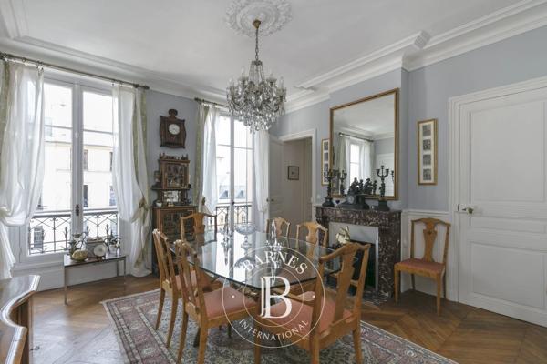 Versailles, Appartement 3 Chambres -  118 m² à vendre