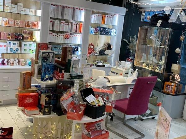 hesdin, Esthétique  - Centre ville Hesdin idéalement bien placé sur axe piètonnier avec station...