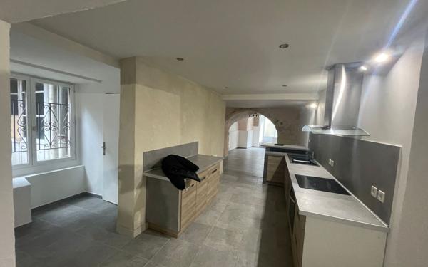 Appartement à vendre    3 pièces • 83,74 m2 Montélimar