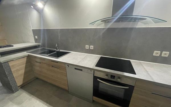 Appartement à vendre    3 pièces • 83,74 m2 Montélimar