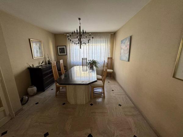 Vente Maison 8 pièces 200 m2 à Carmaux