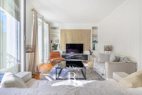 Paris 16ème, Appartement 2 Chambres -  104 m² à vendre