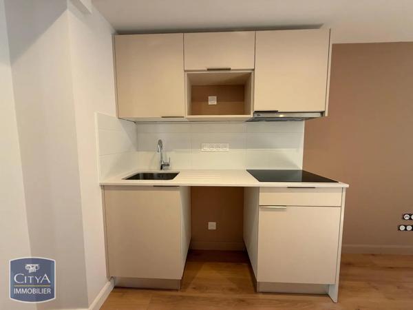 Appartement à louer 2 pièces 34.8m² Vichy (03200)