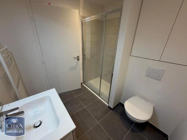 Appartement à louer 2 pièces 34.8m² Vichy (03200)