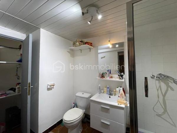 Immeuble mixte de 73,23 m²