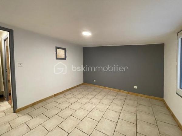 Immeuble mixte de 73,23 m²