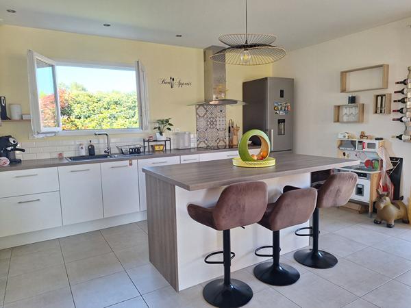 Maison Salles 5 pièces 99 m2