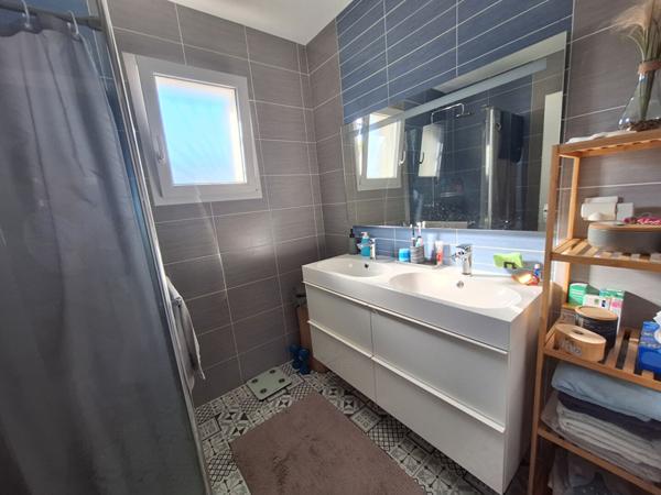 Maison Salles 5 pièces 99 m2