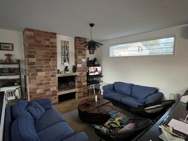 Lorgues (83510) Villa de plain pied lumineuse et bien isolée.