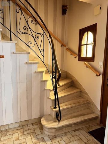 Maison à vendre à Sarzeau dans le Morbihan (56370), ref : 56016-642