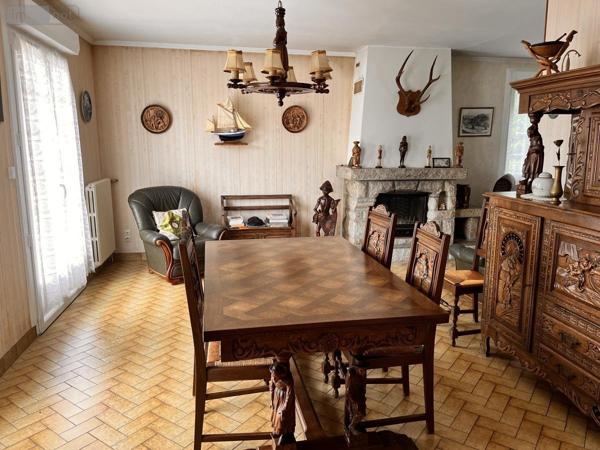 Maison à vendre à Sarzeau dans le Morbihan (56370), ref : 56016-642