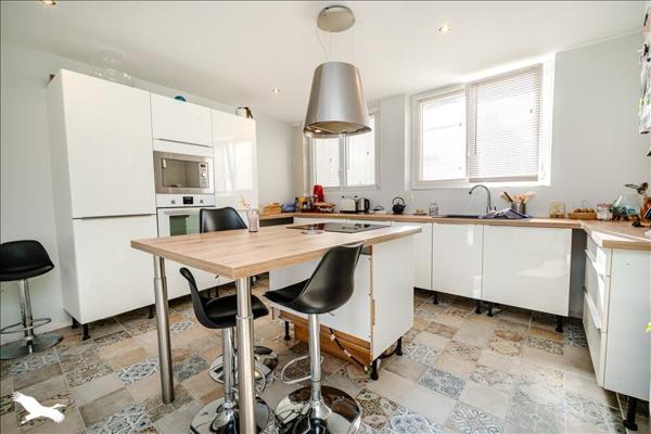 Appartement à vendre |  Douarnenez |  5 pièces | 122 m²