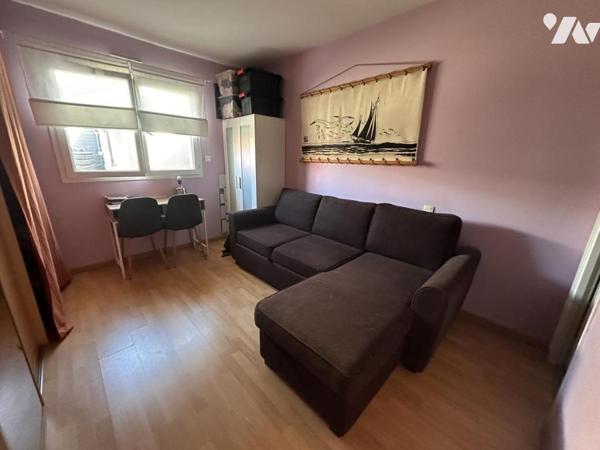 A VENDRE THEIX-NOYALO, Limite VANNES, au calme, maison 2002 avec piscine couverte 