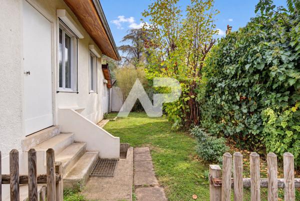 Maison Rueil-malmaison 6 pièce(s) 140 m² 885 000 € **  - Référence  20222