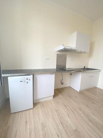 Appartement 1 pièce à louer Châtellerault - 86100 / Réf: 419-106