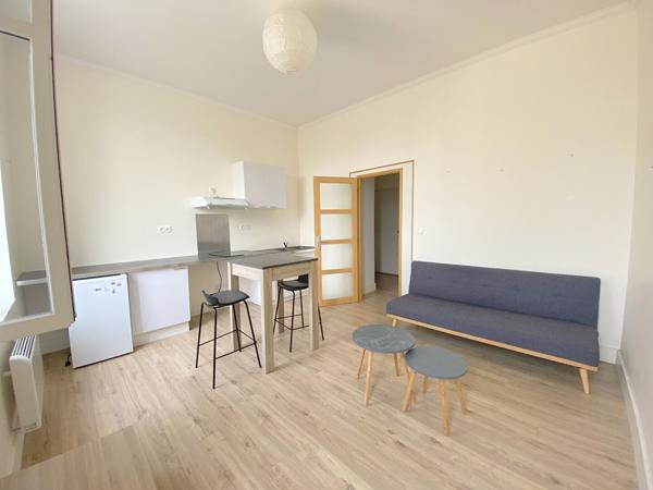 Appartement 1 pièce à louer Châtellerault - 86100 / Réf: 419-106