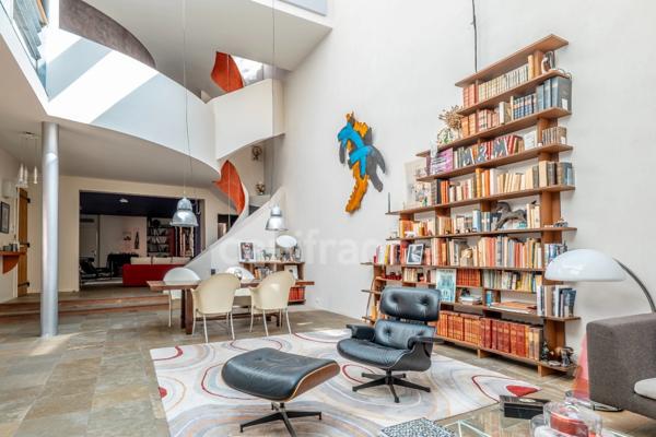 Maison d'architecte avec de beaux volumes - Bécon COURBEVOIE -