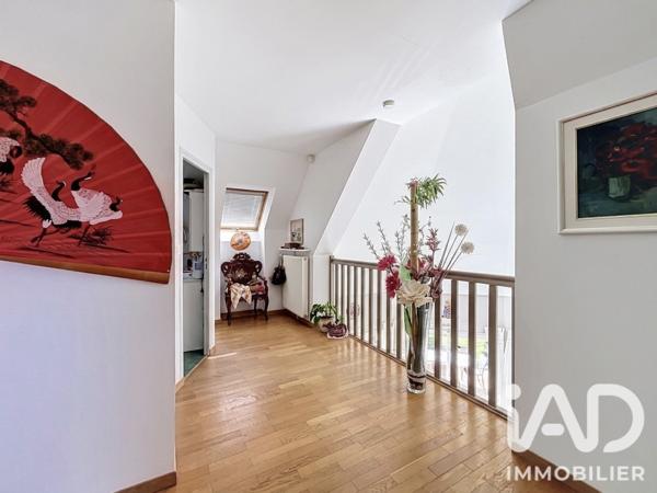 Maison à vendre 6 pièces 258 m² Favières
