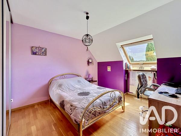 Maison à vendre 6 pièces 258 m² Favières