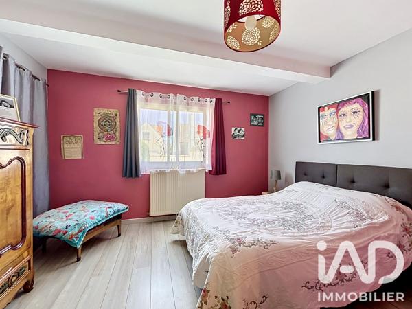 Maison à vendre 6 pièces 258 m² Favières