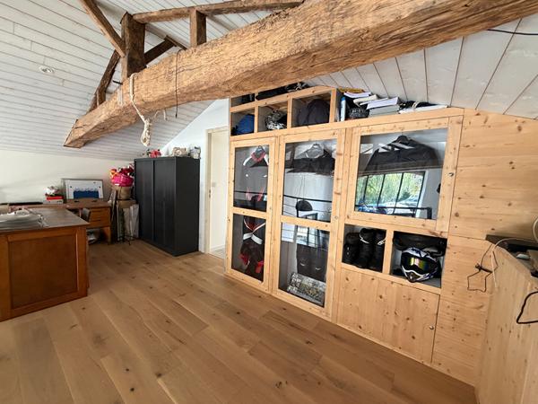 Magnifique grange en pierre rénovée sur plus de 2 970 m² de terrain