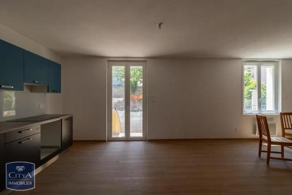 Appartement à louer 3 pièces 70.4m²