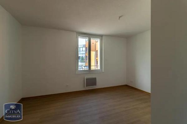 Appartement à louer 3 pièces 70.4m²