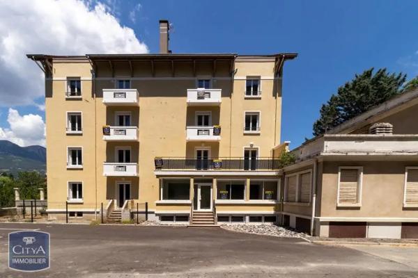 Appartement à louer 3 pièces 70.4m²