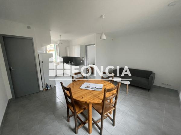 Location Appartement meublé 2 pièces 44.1 m² - 34 AVENUE DE PROVENCE Redessan 30129