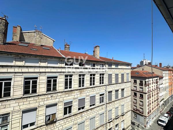 Appartement T2 - Proche Boulevard et Mairie.