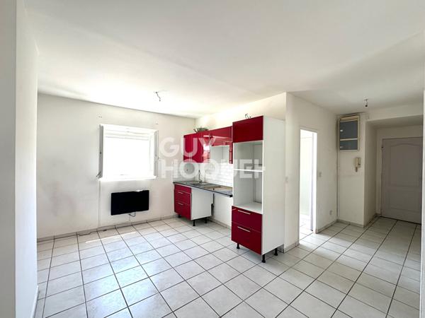Appartement T2 - Proche Boulevard et Mairie.
