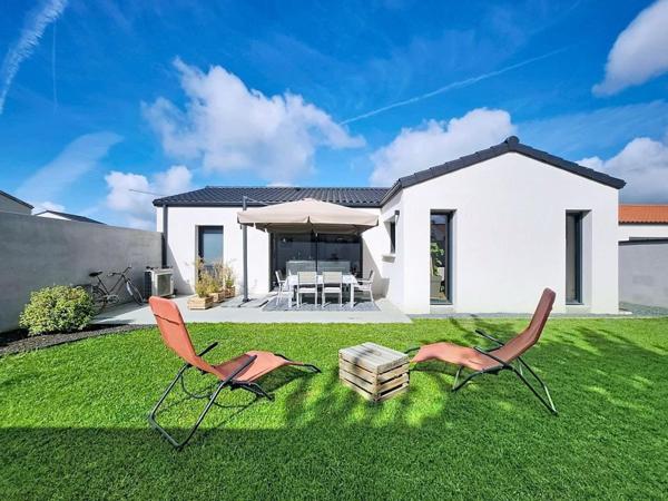 Pavillon de plain-pied de 2023, économique et au calme