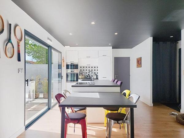 Pavillon de plain-pied de 2023, économique et au calme