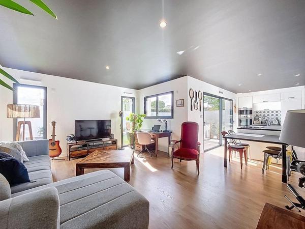 Pavillon de plain-pied de 2023, économique et au calme