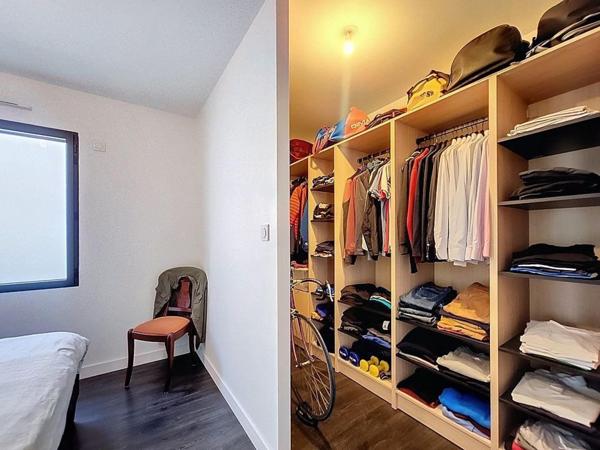 Pavillon de plain-pied de 2023, économique et au calme