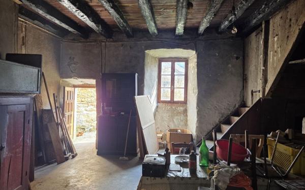 Maison à vendre    2 pièces • 80 m2 Balsièges