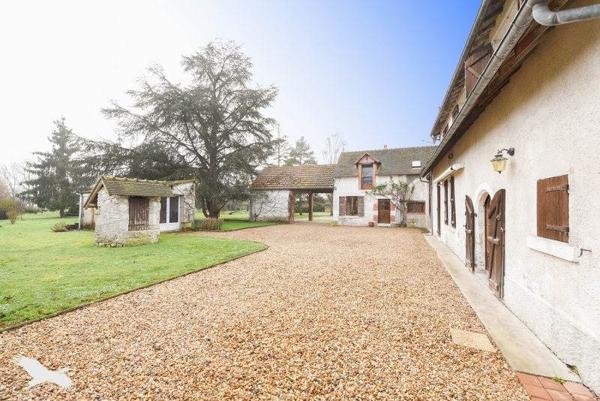 Maison à vendre |  Mont-près-Chambord |  8 pièces | 328,2 m²
