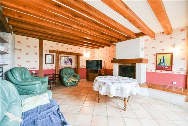 Maison à vendre |  Mont-près-Chambord |  8 pièces | 328,2 m²