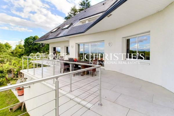 À vendre Jurançon - Maison contemporaine avec piscine vue Pyrénées