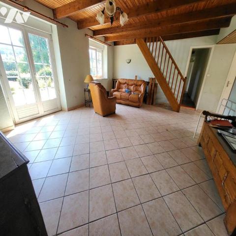 Maison d'habitation à vendre dans la campagne de Châteauneuf du Faou, Finistère 29