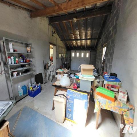 Maison d'habitation à vendre dans la campagne de Châteauneuf du Faou, Finistère 29