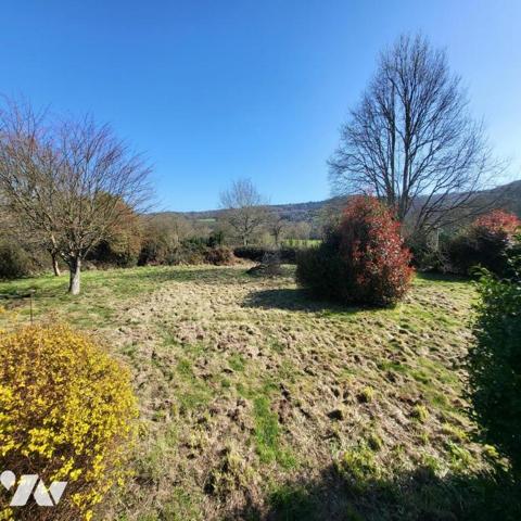 Maison d'habitation à vendre dans la campagne de Châteauneuf du Faou, Finistère 29