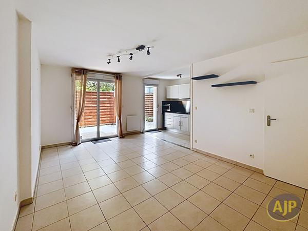 Appartement à vendre Le Loroux Bottereau - 2 pièces, 45m² avec 1 chambre(s) à 155 000€ - AJP Immobilier Le Loroux-Bottereau